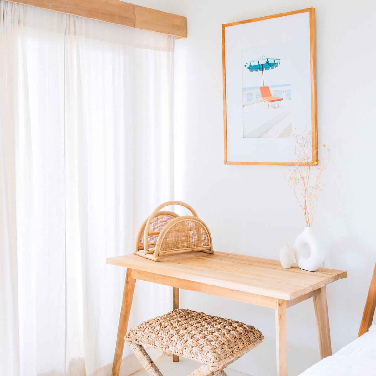 Rotan Krantenrek – Tijdschriftenhouder – Boho Krantenmand – Handgemaakte Rotan Krantenhouder ALOR